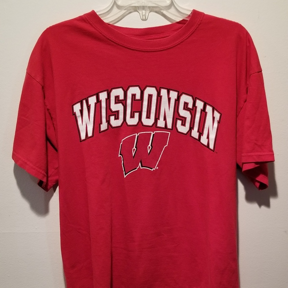 Vintage Wisconsin University Badgers Large Shirt